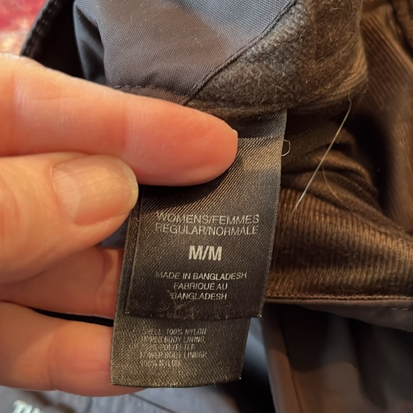 The North Face Dark Brown Snow Pants. Women’s Size Medium - Picture 7 of 11